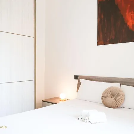 Re Umberto Apartman *