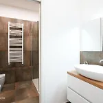 Re Umberto 아파트 *